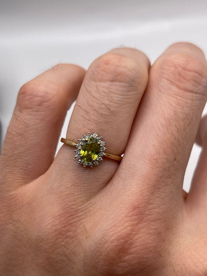 9ct gold sphene and diamond ring