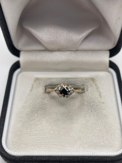 9ct gold sapphire and diamond ring