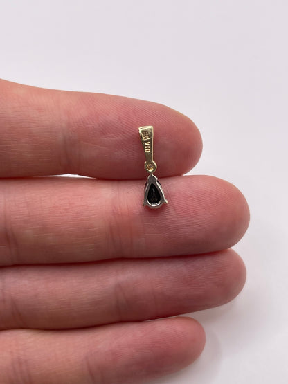 9ct gold sapphire and diamond pendant