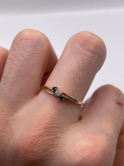 9ct gold sapphire and diamond ring