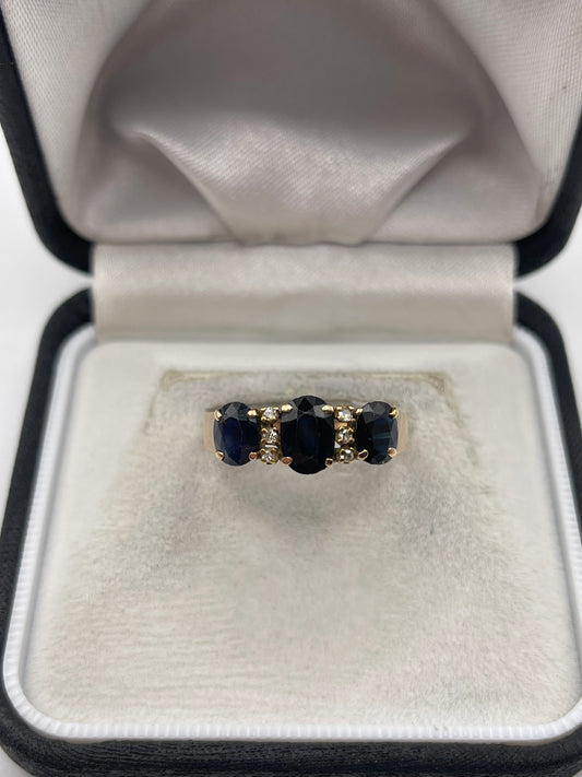14ct gold sapphire and diamond ring