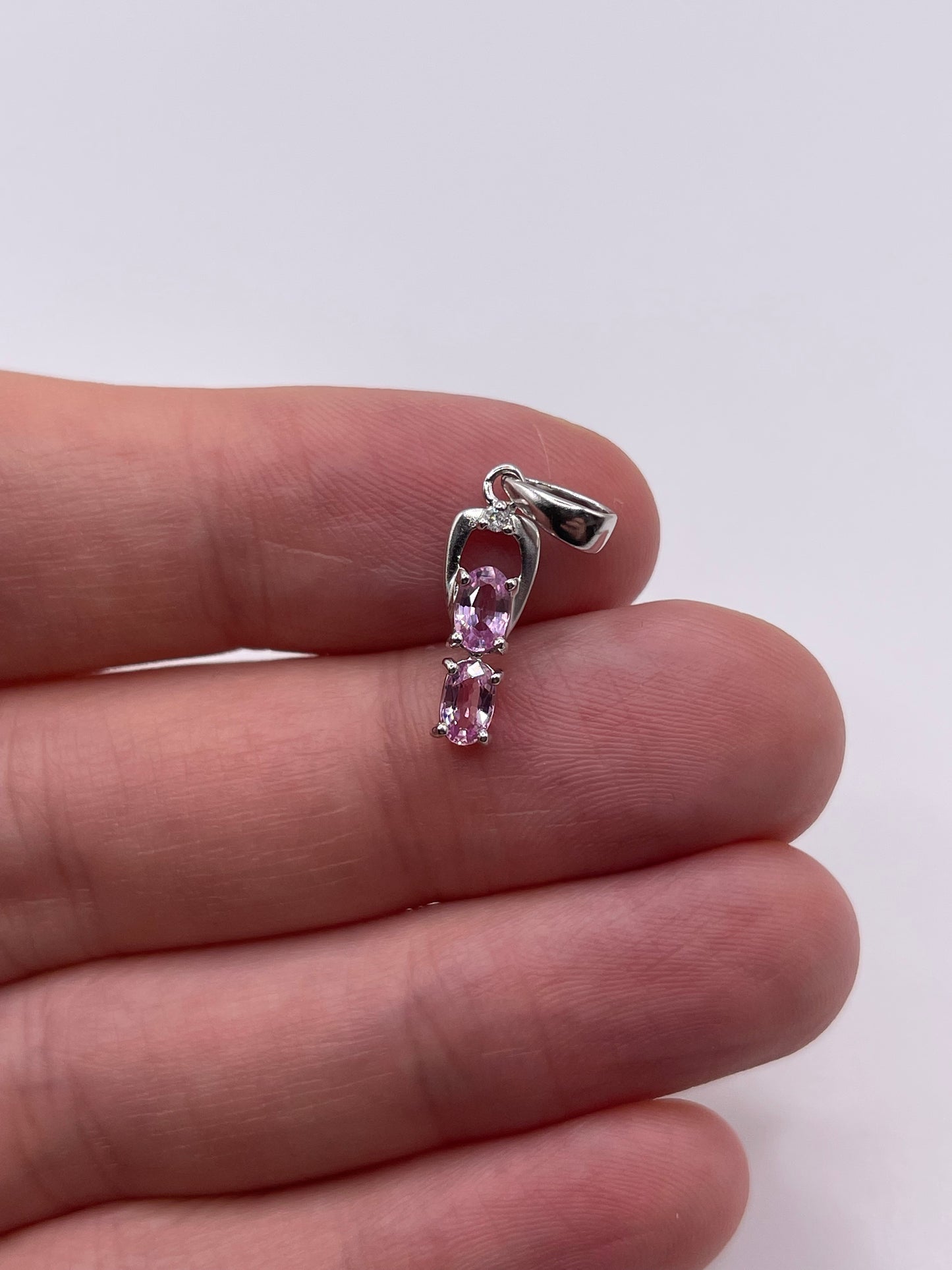 9ct white gold pink sapphire diamond pendant