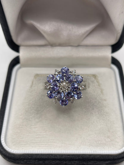 9ct white gold tanzanite and zircon ring