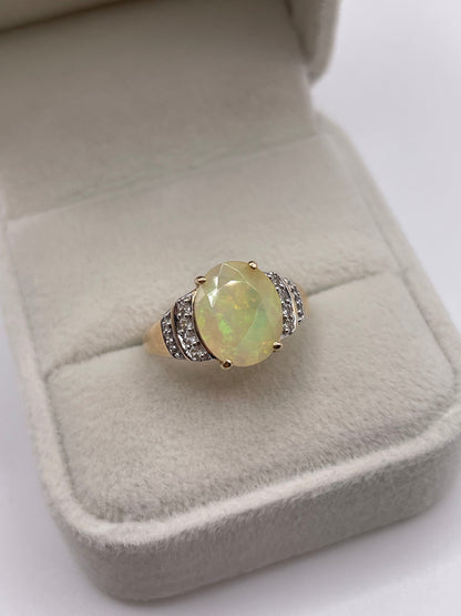 9ct gold opal and zircon ring