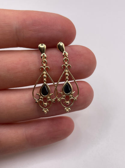9ct gold sapphire earrings