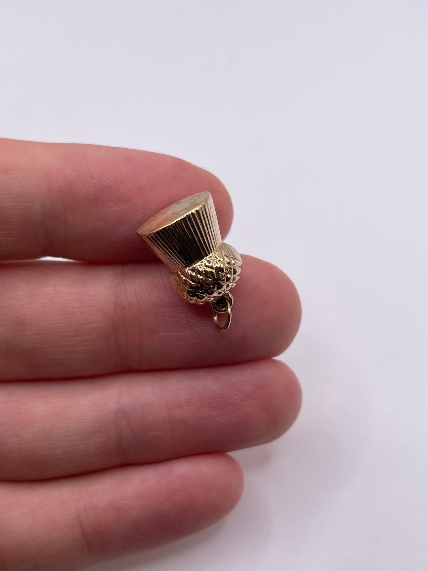 9ct gold thistle charm