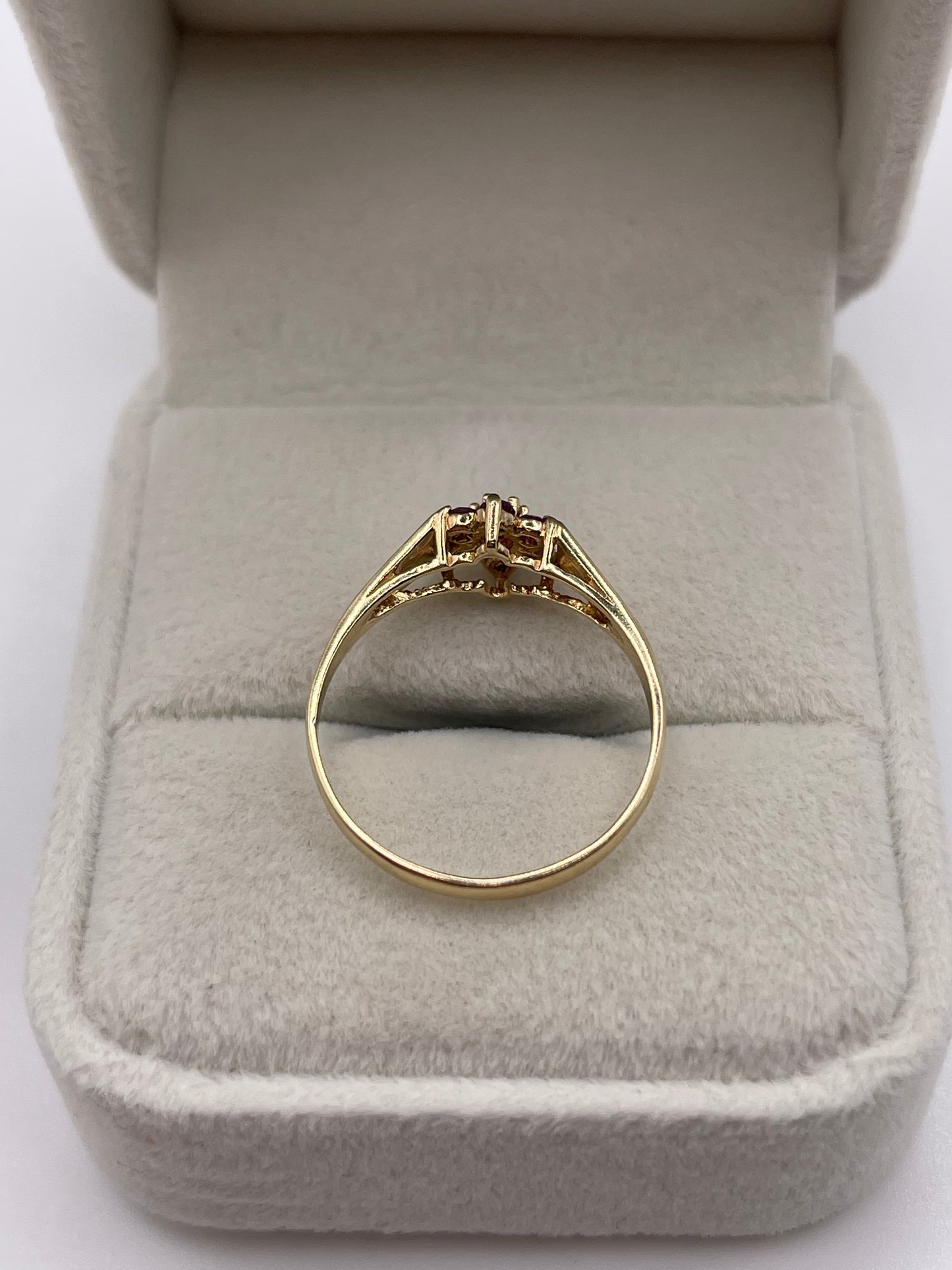 9ct gold ruby cluster ring