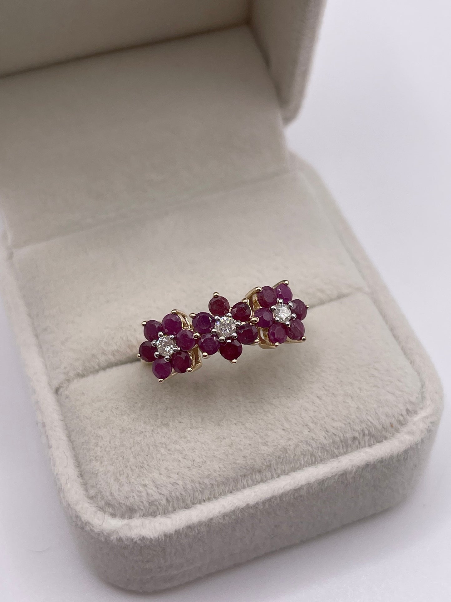 9ct gold ruby and diamond cluster ring