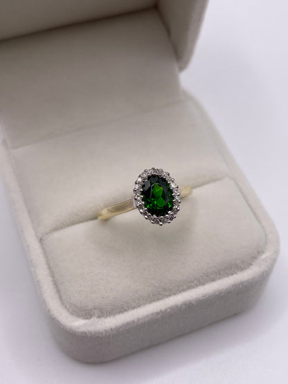 9ct gold diopside and diamond ring