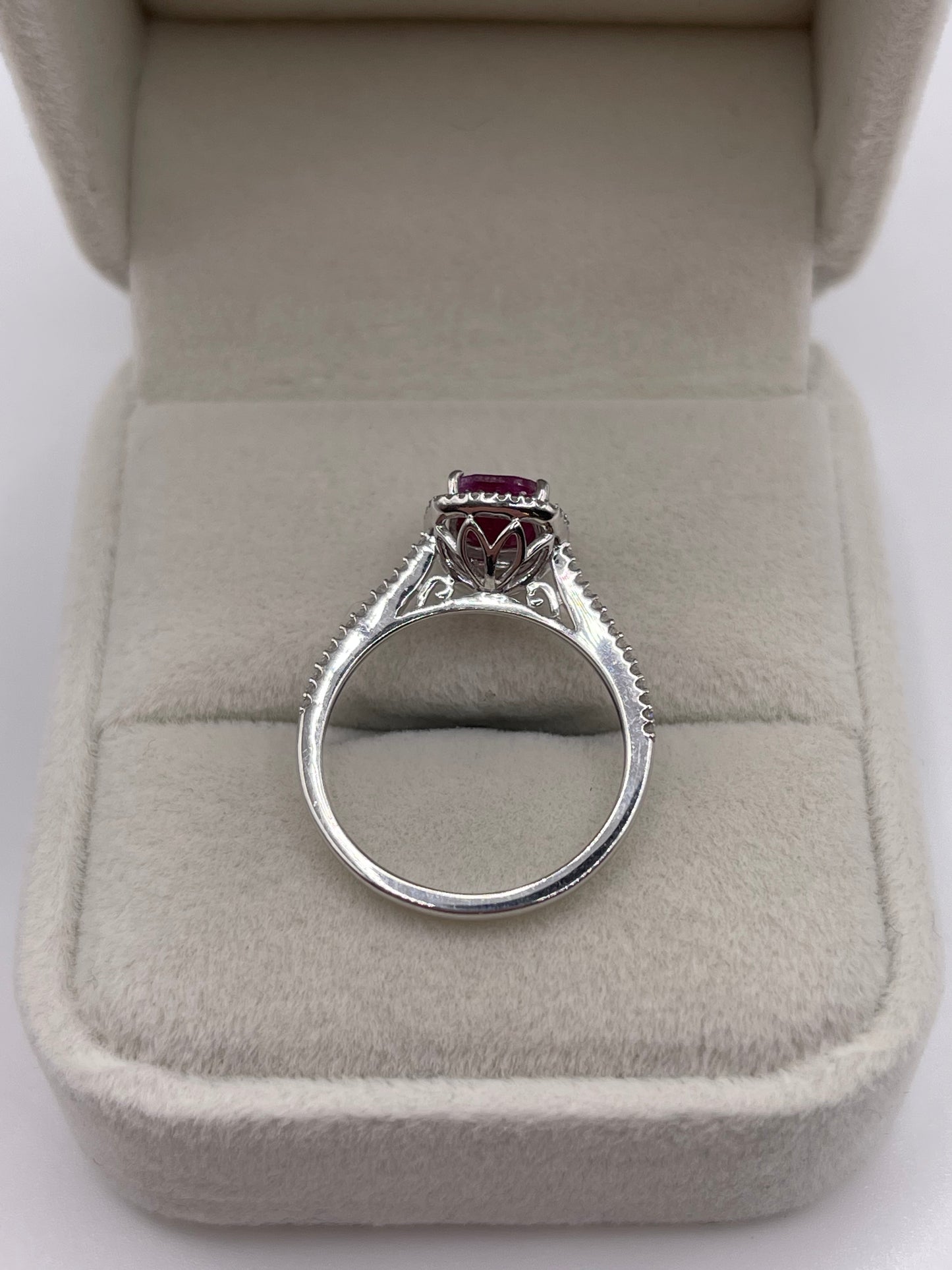 9ct white gold ruby and diamond ring
