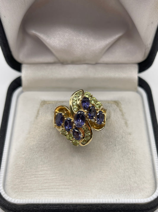 9ct gold iolite and peridot ring