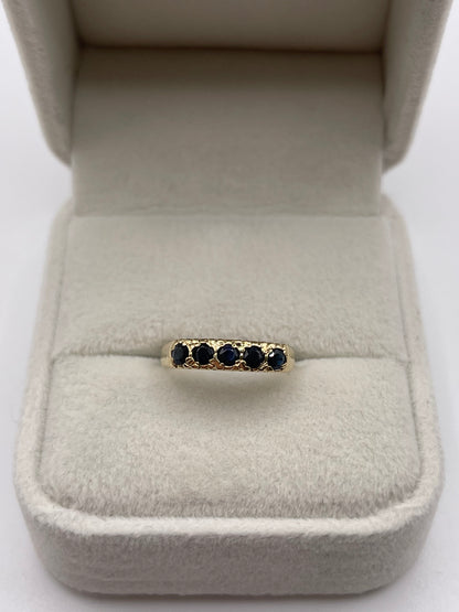 9ct gold sapphire ring