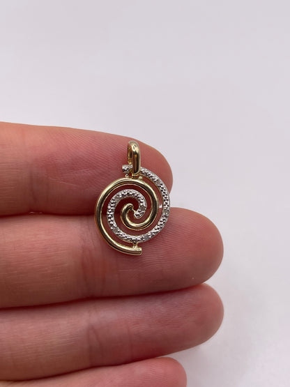 9ct gold diamond cluster pendant