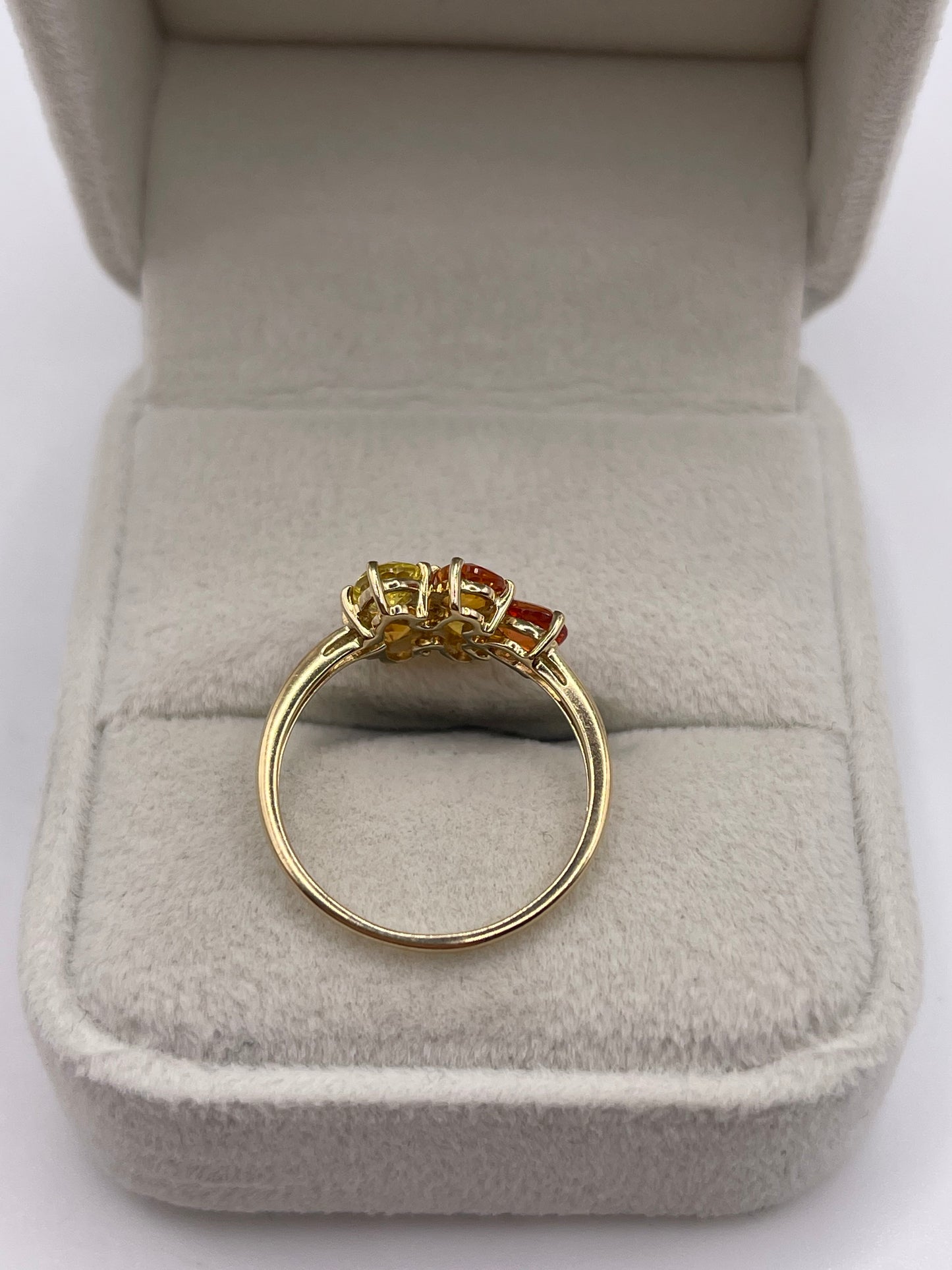 9ct gold sapphire and diamond ring