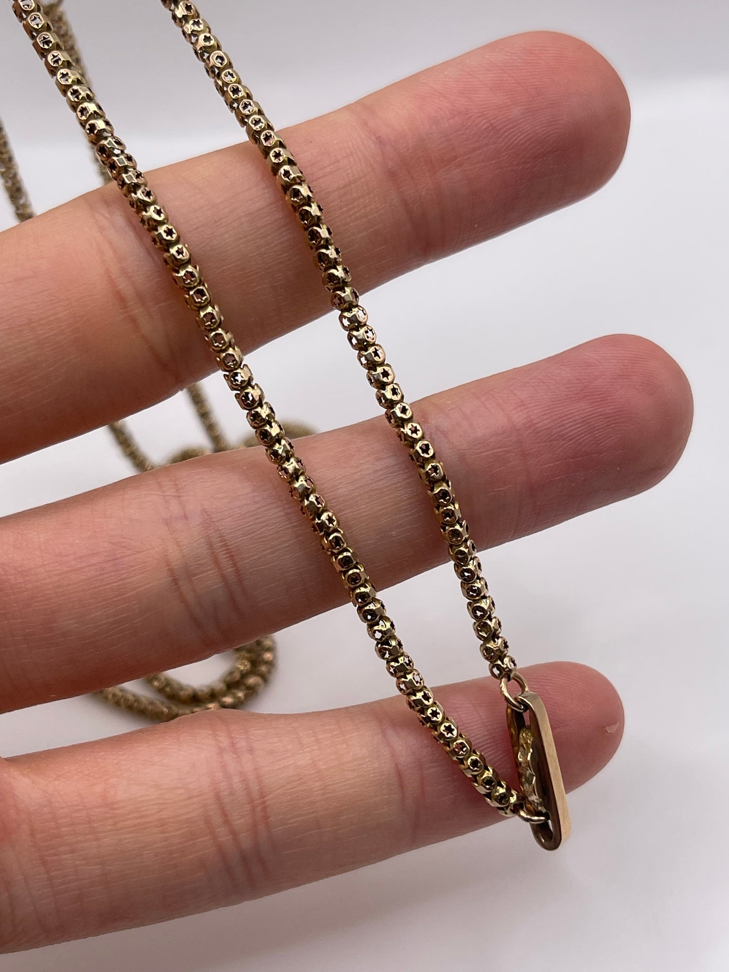 Antique 9ct gold chain 335
