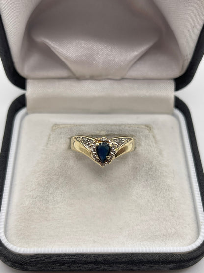 9ct gold sapphire and diamond ring