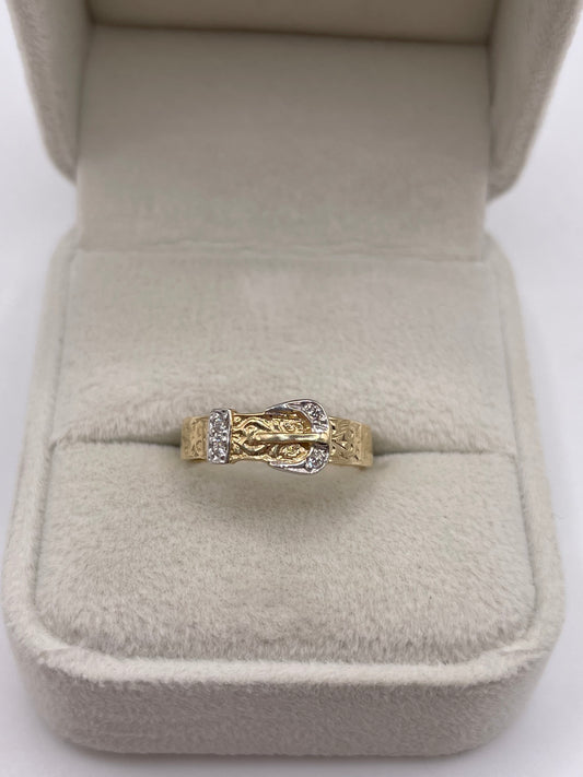 9ct gold cz buckle ring
