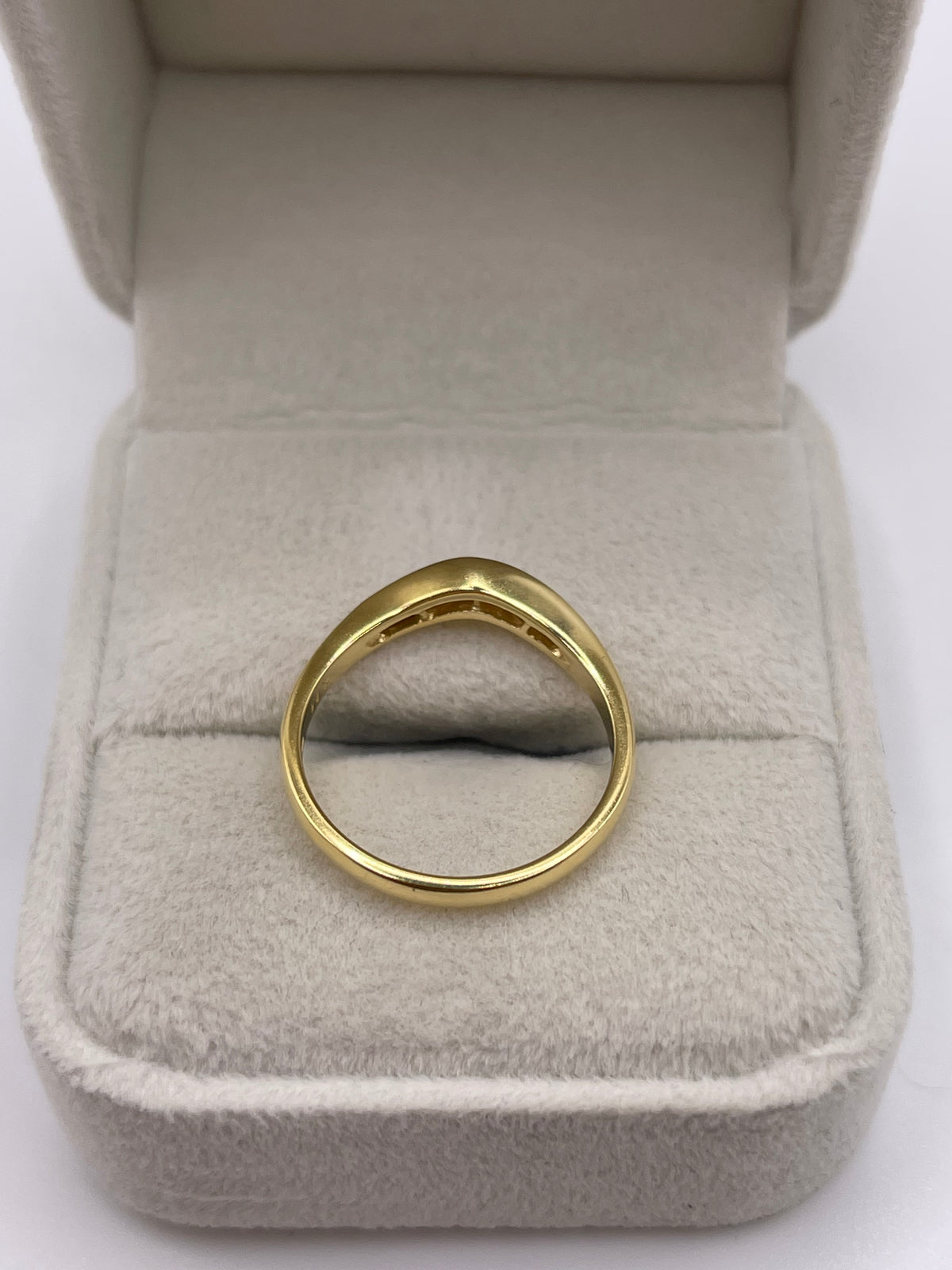 18ct gold diamond wishbone ring
