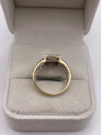9ct gold diamond cluster ring