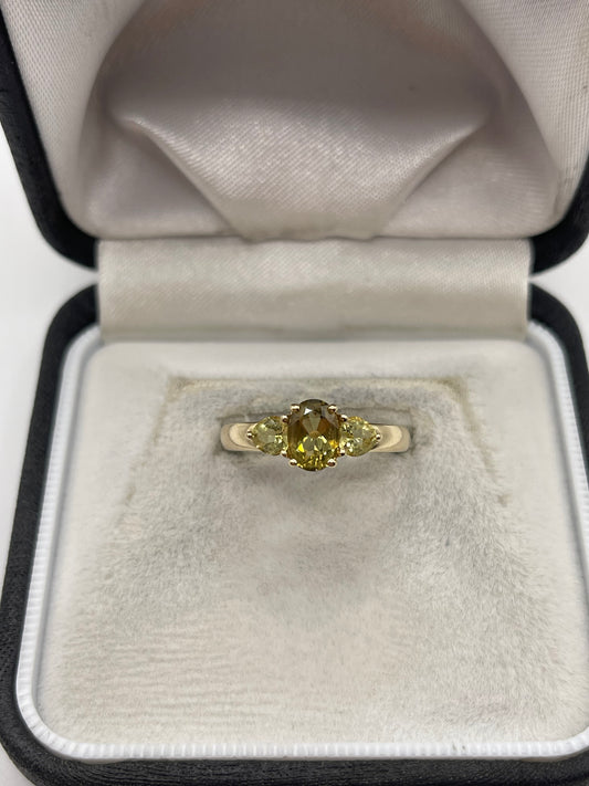 9ct gold quartz ring