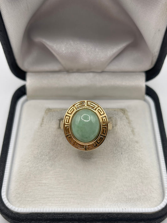 14ct gold jade ring