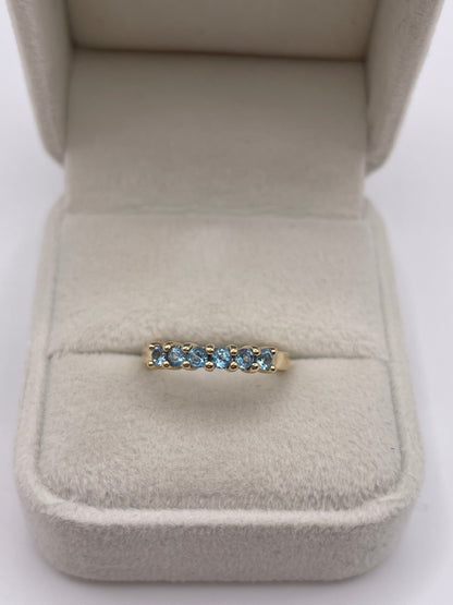 9ct gold topaz ring
