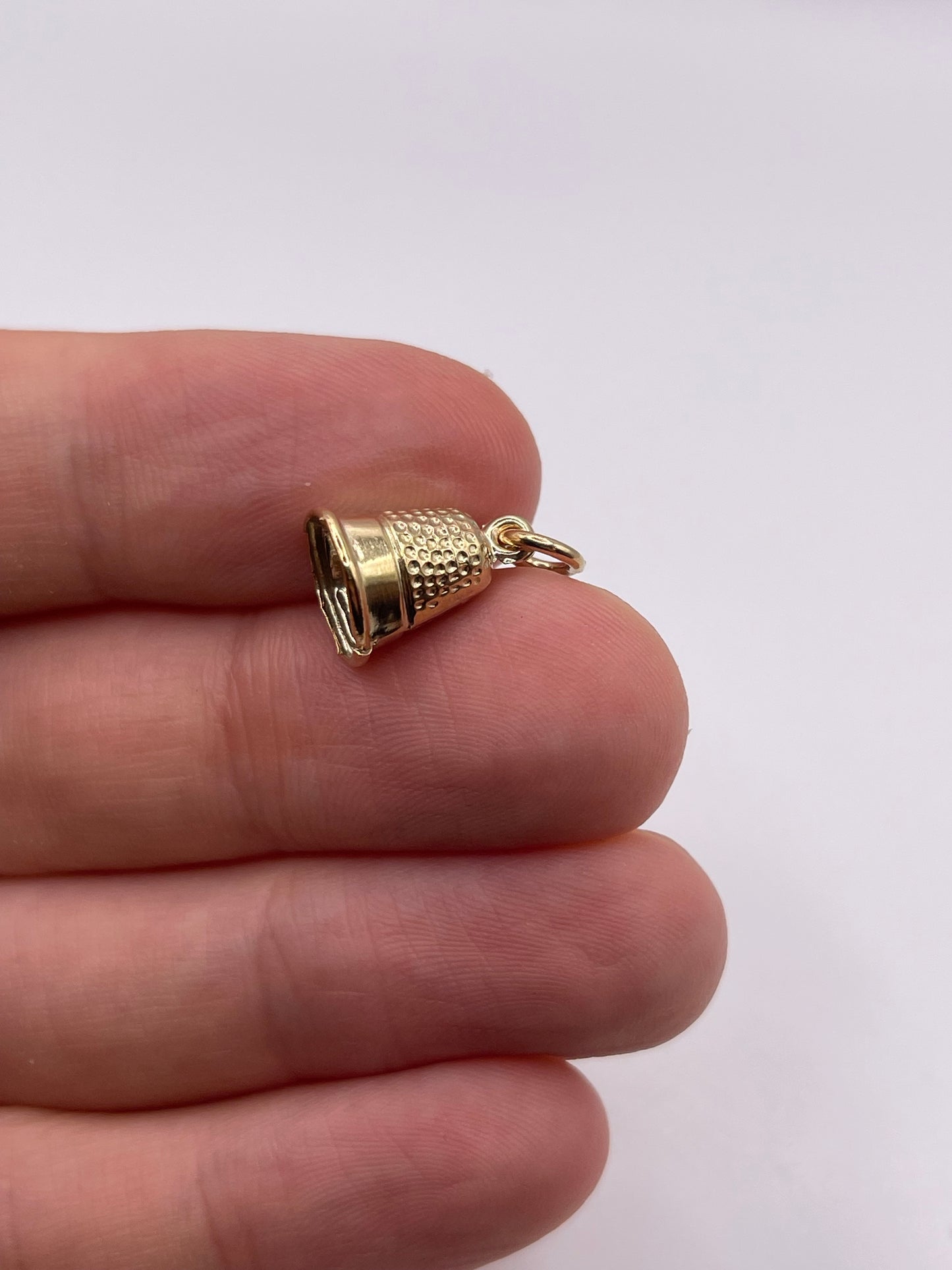 9ct gold thimble charm