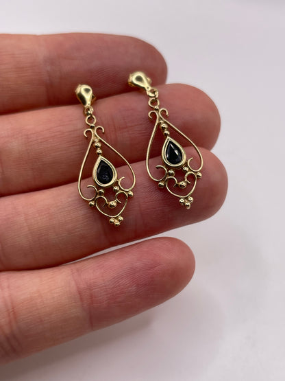 9ct gold sapphire earrings