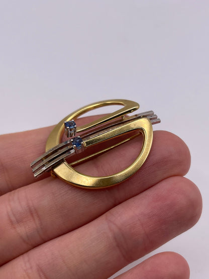 9ct two tone gold sapphire brooch