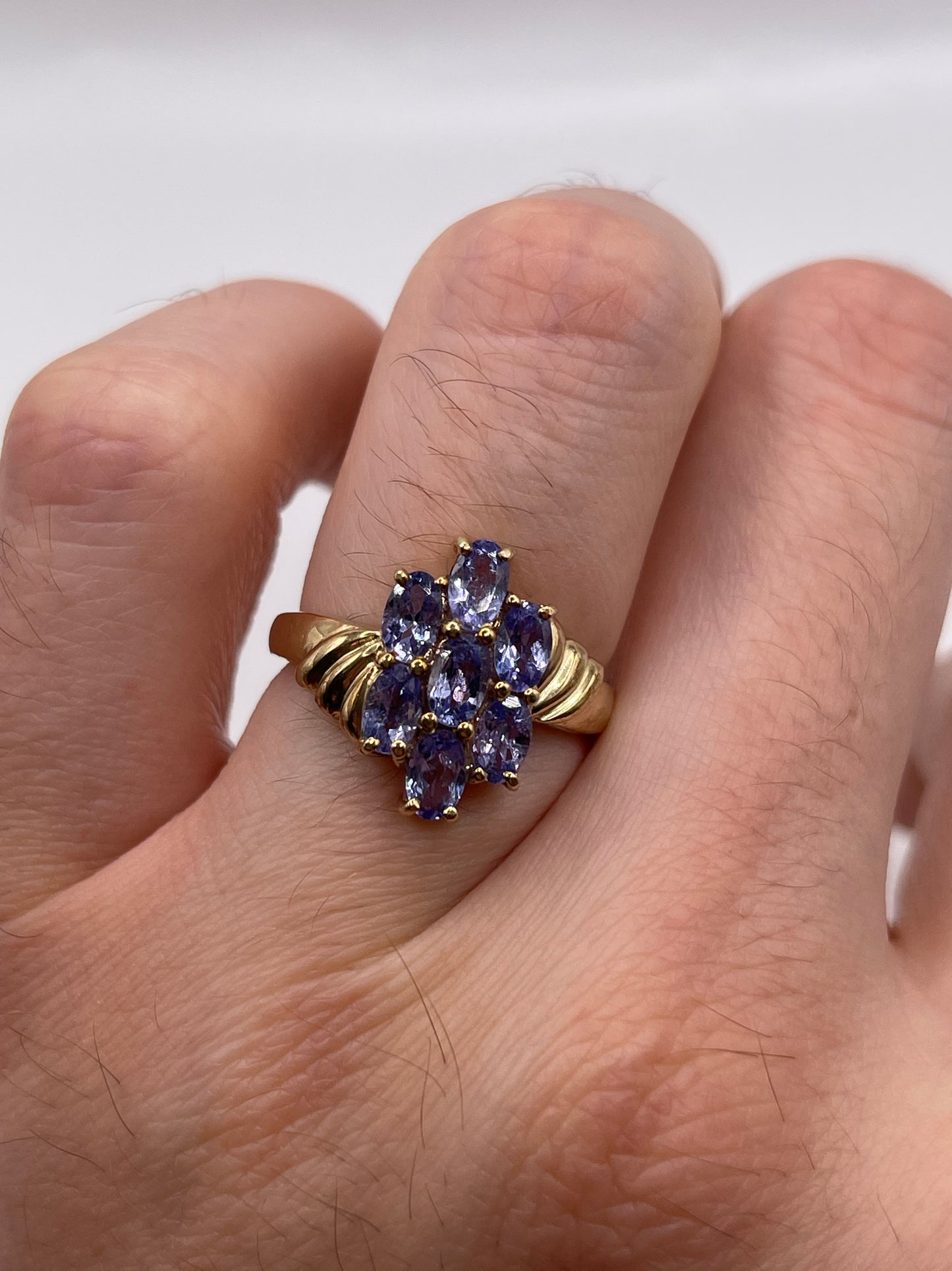 9ct gold tanzanite cluster ring