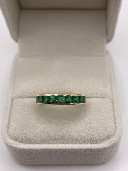 9ct gold emerald ring