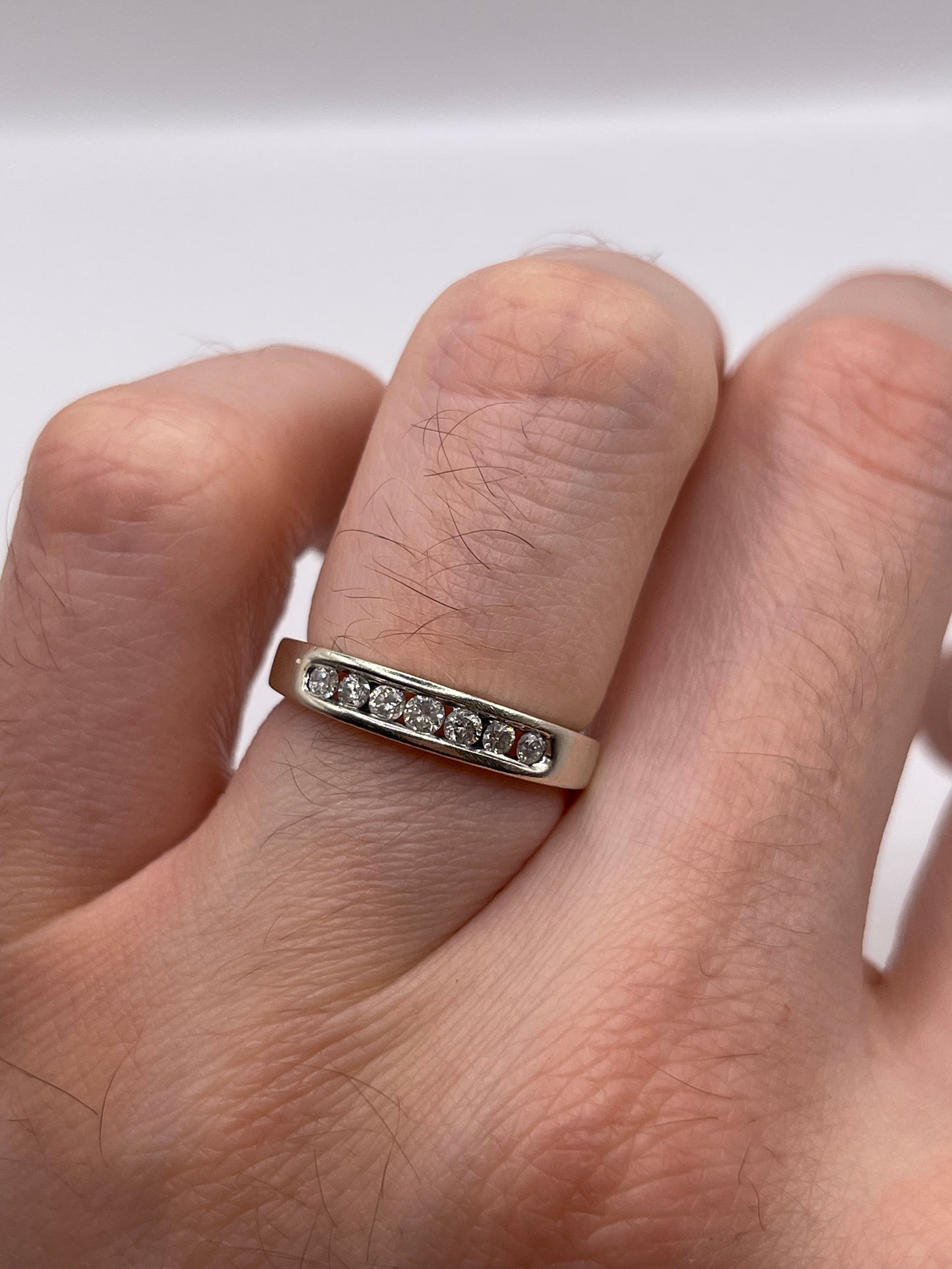 9ct white gold diamond ring