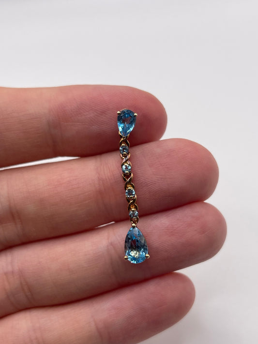 9ct gold topaz pendant