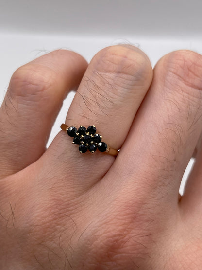 9ct gold sapphire cluster ring