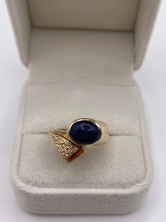 9ct gold lapis lazuli ring