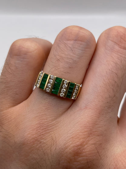 14ct gold emerald and diamond ring