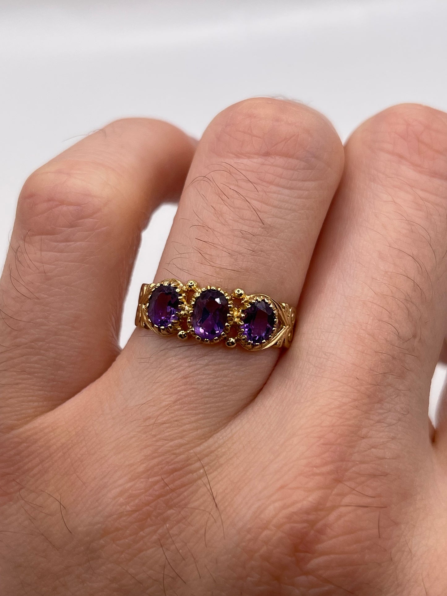 9ct gold amethyst ring