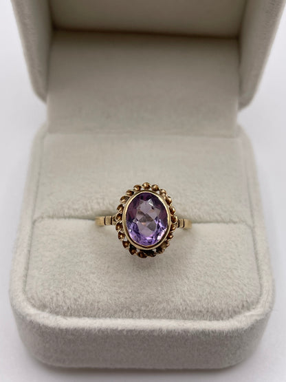 9ct gold amethyst ring