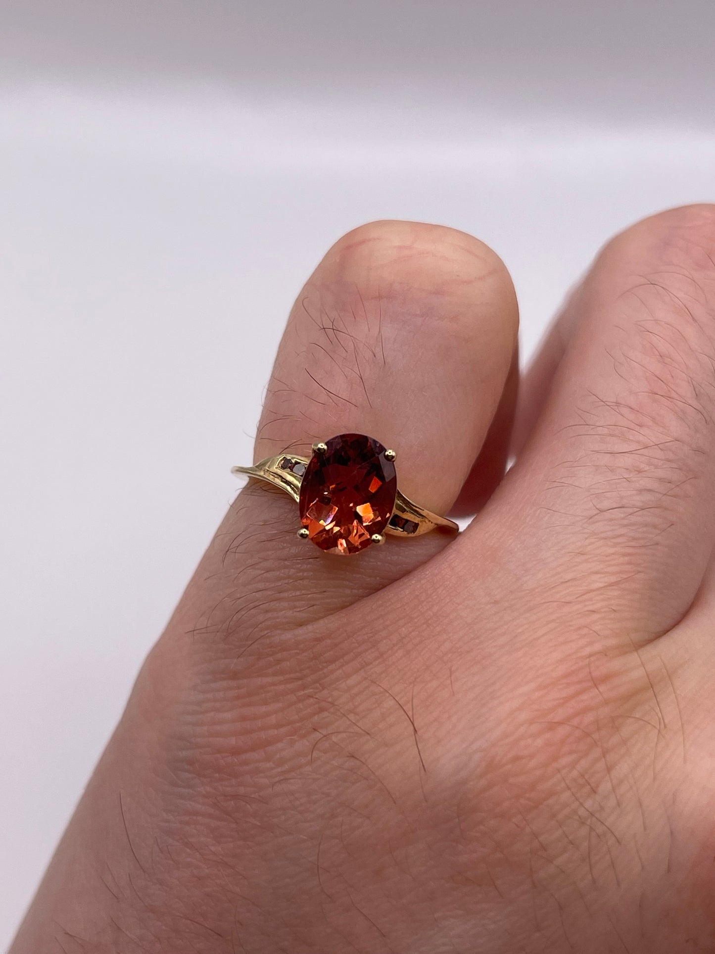 9ct gold quartz and diamond ring