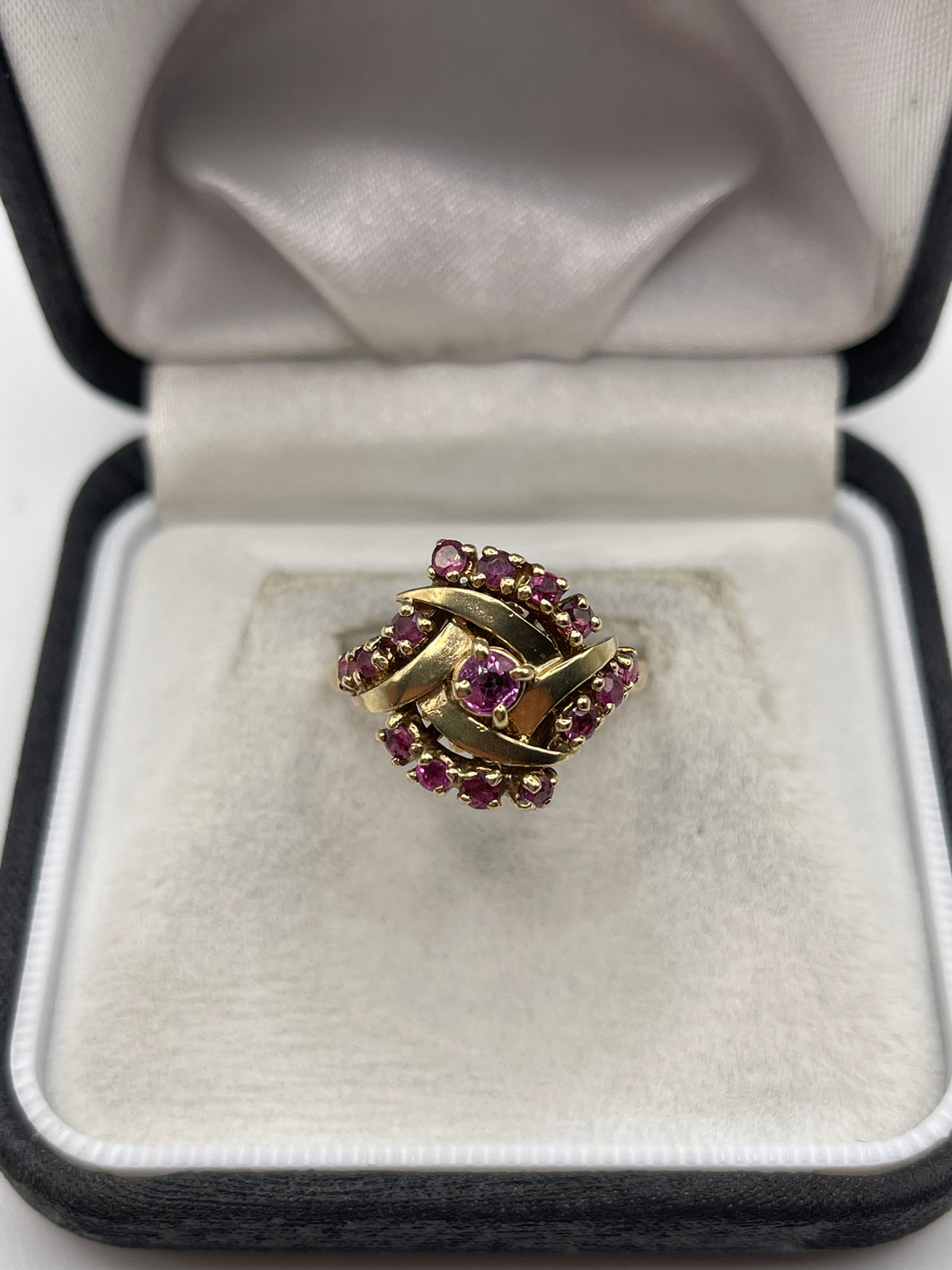 9ct gold ruby cluster ring