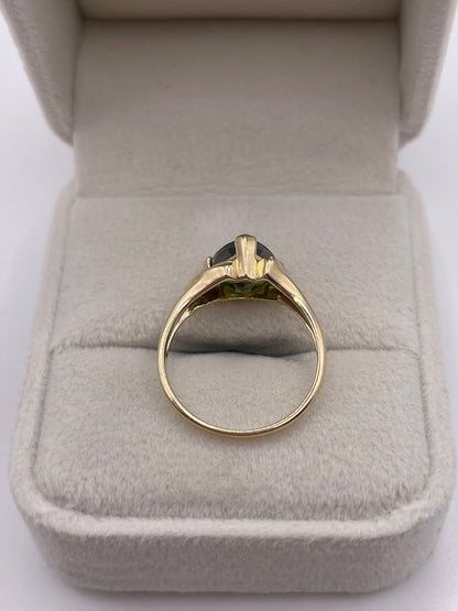 9ct gold quartz and zircon ring