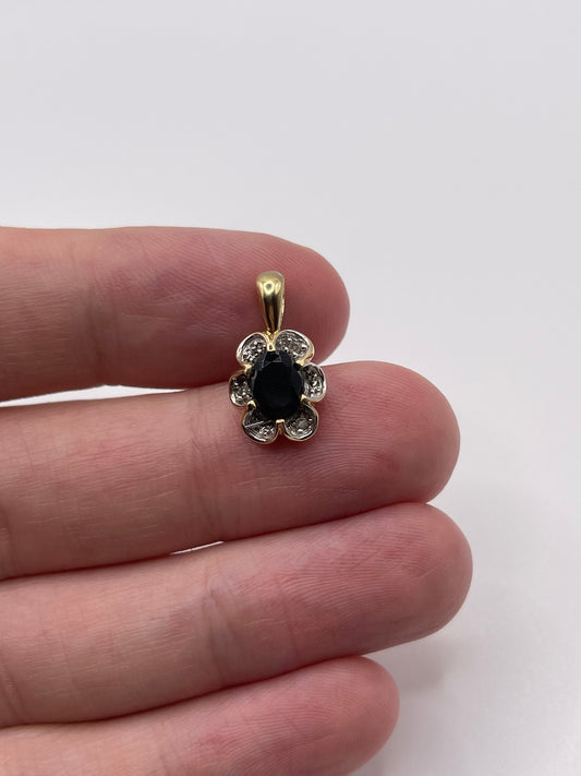 9ct gold sapphire and diamond pendant