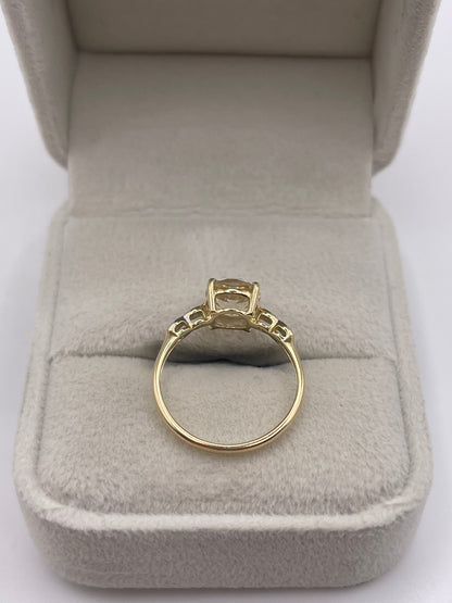 9ct gold quartz and diamond ring