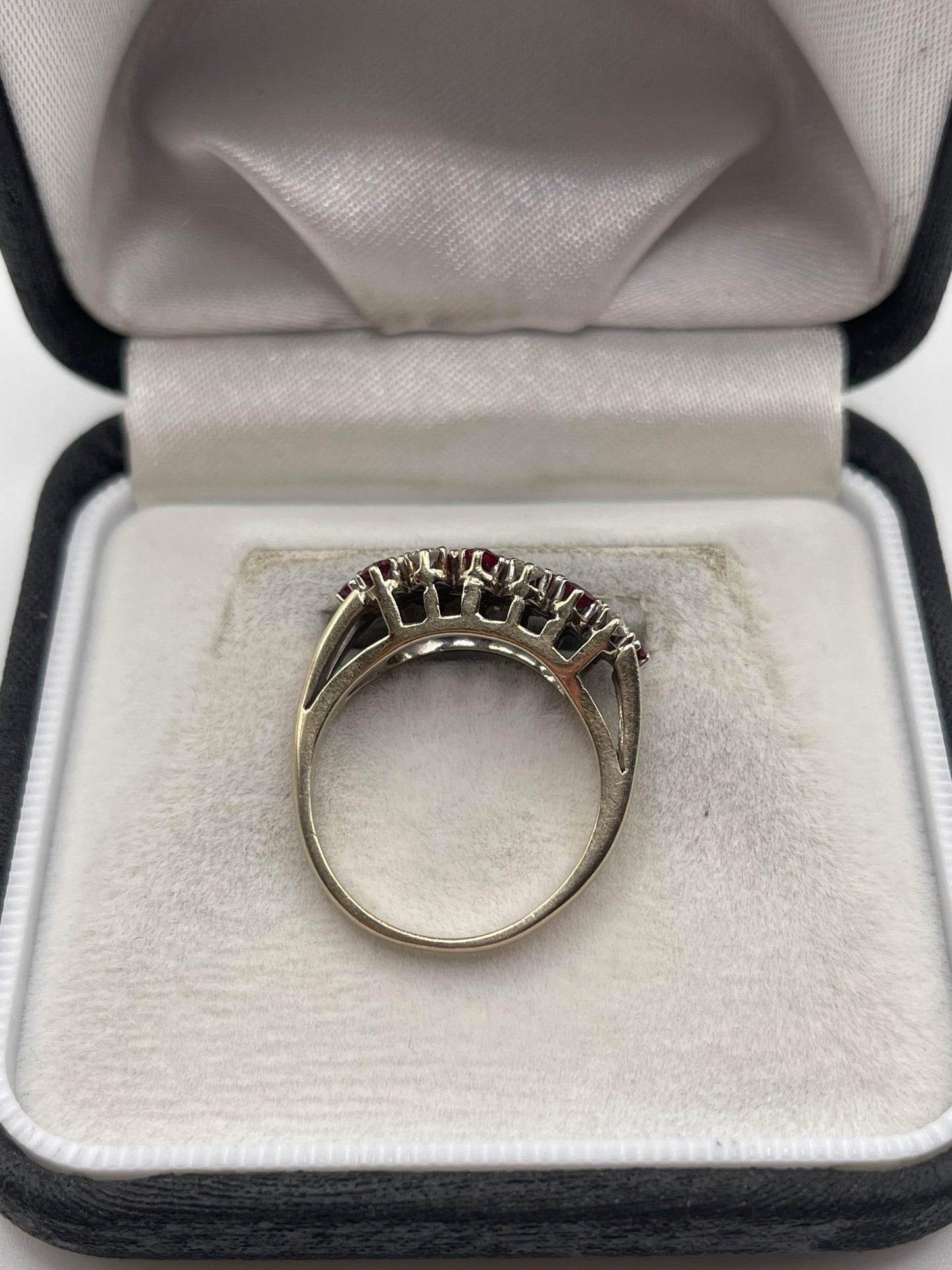 18ct white gold ruby and diamond ring