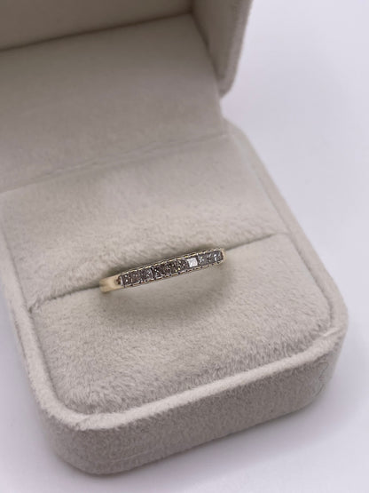 9ct gold diamond ring