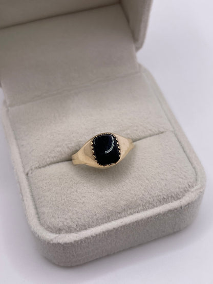 9ct gold onyx signet ring