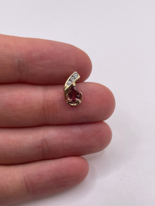 9ct gold tourmaline and diamond pendant