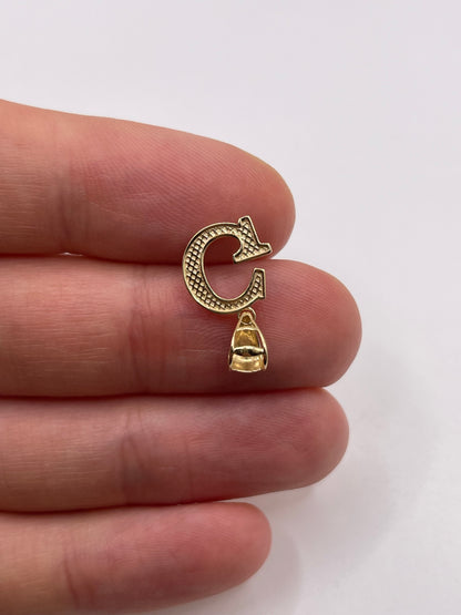 9ct gold initial G pendant