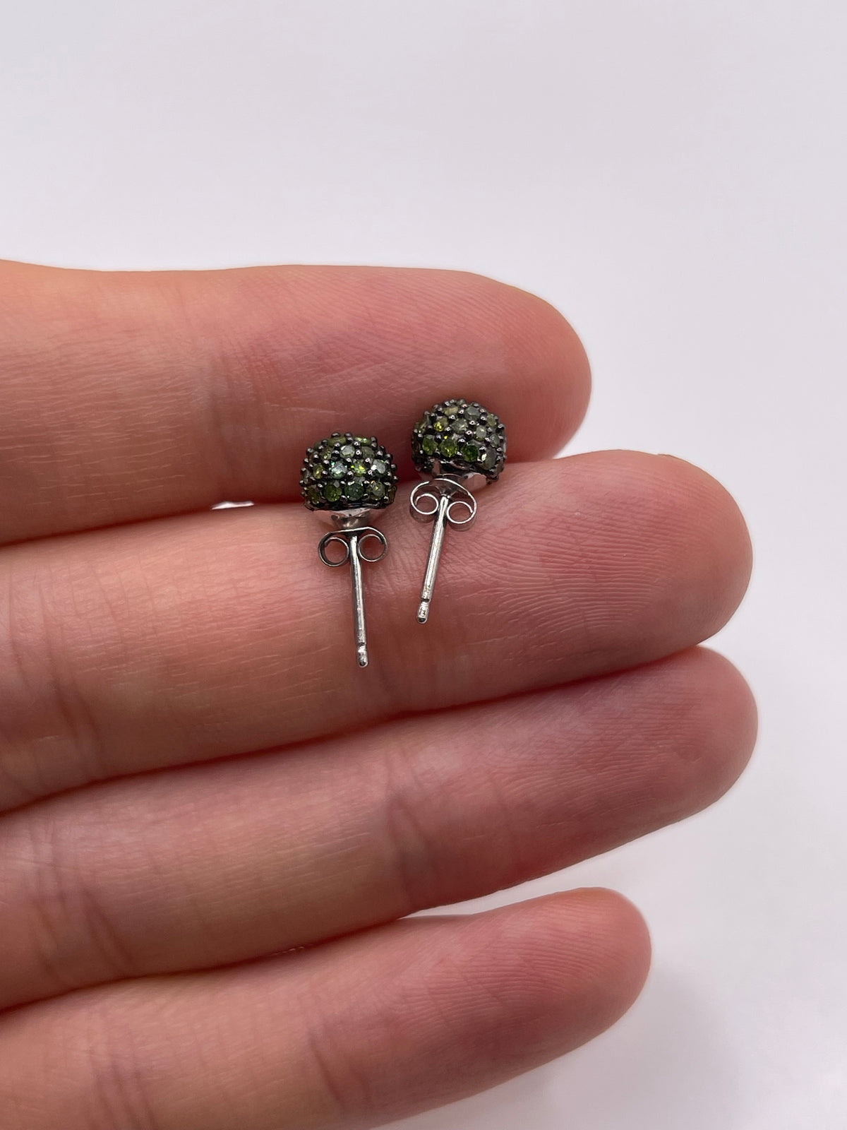 9ct white gold green diamond earrings