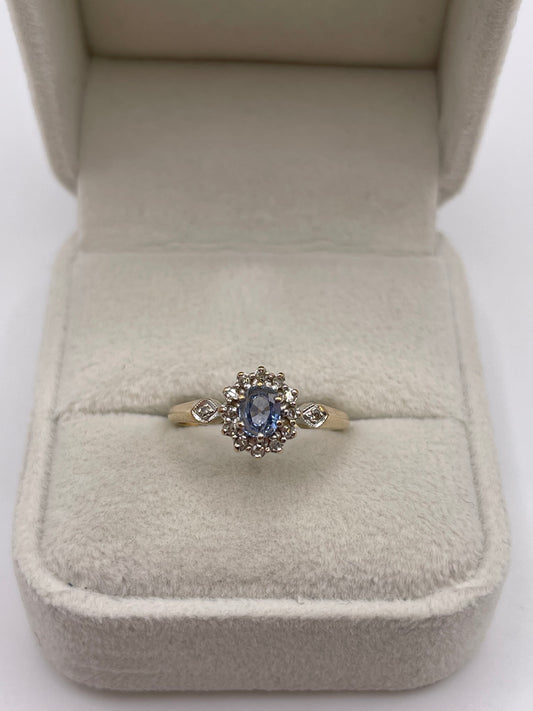 9ct gold sapphire and diamond ring